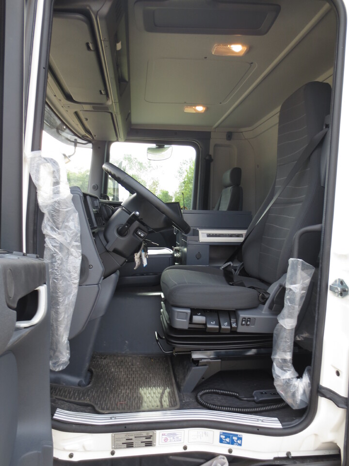 SCANIA G370 - Camion cisternă: Foto 3 SCANIA G370 - Camion cisternă: Foto 3