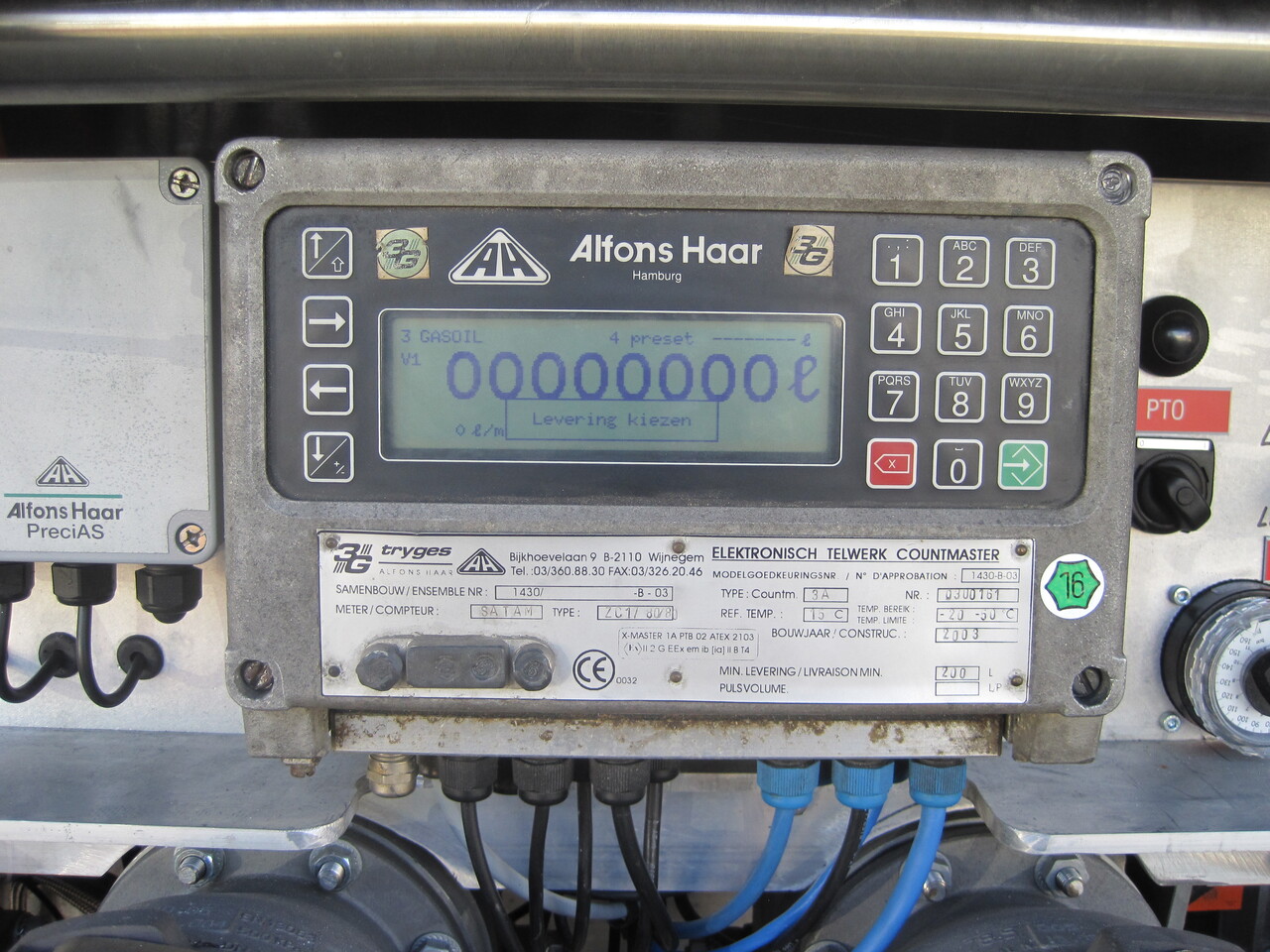 SCANIA G370 - Camion cisternă: Foto 3 SCANIA G370 - Camion cisternă: Foto 3