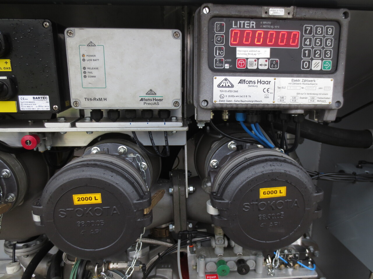 SCANIA G370 - Camion cisternă: Foto 3 SCANIA G370 - Camion cisternă: Foto 3