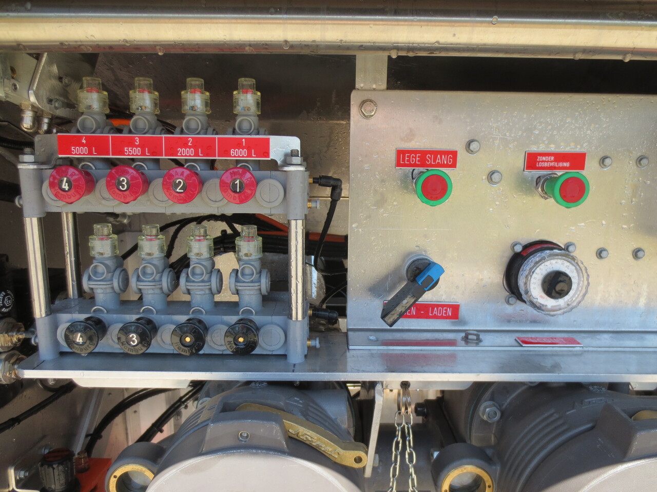 SCANIA G370 - Camion cisternă: Foto 2 SCANIA G370 - Camion cisternă: Foto 2