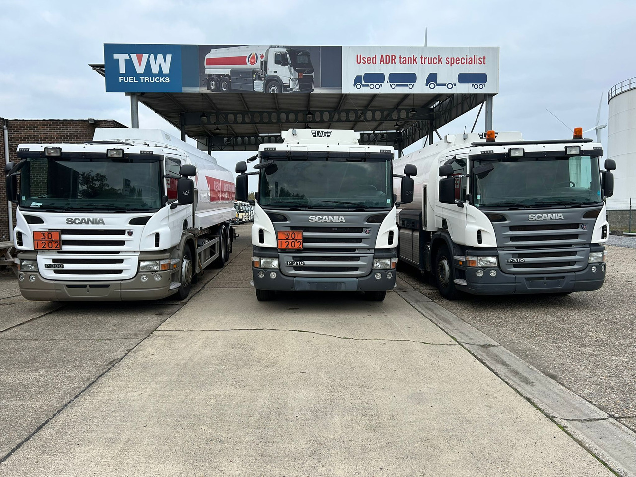 SCANIA PRT, P310, P380 (lot of 3) - Camion cisternă: Foto 2 SCANIA PRT, P310, P380 (lot of 3) - Camion cisternă: Foto 2