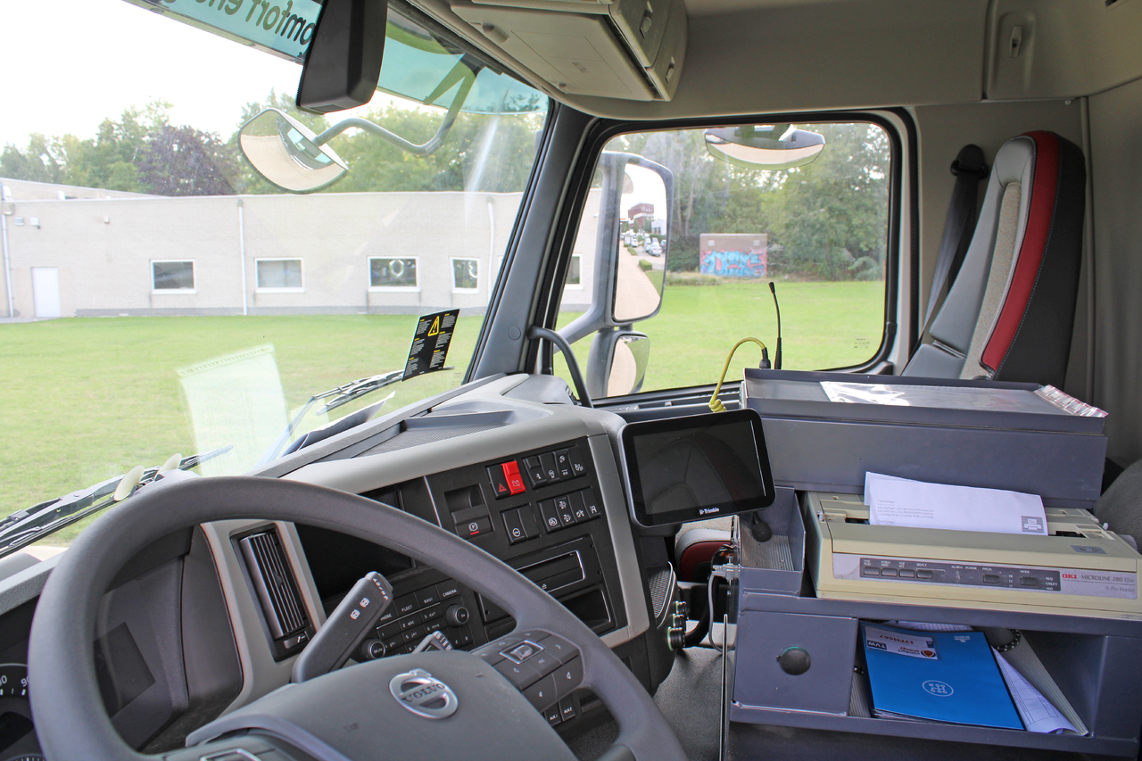 VOLVO FM - Camion cisternă: Foto 4 VOLVO FM - Camion cisternă: Foto 4