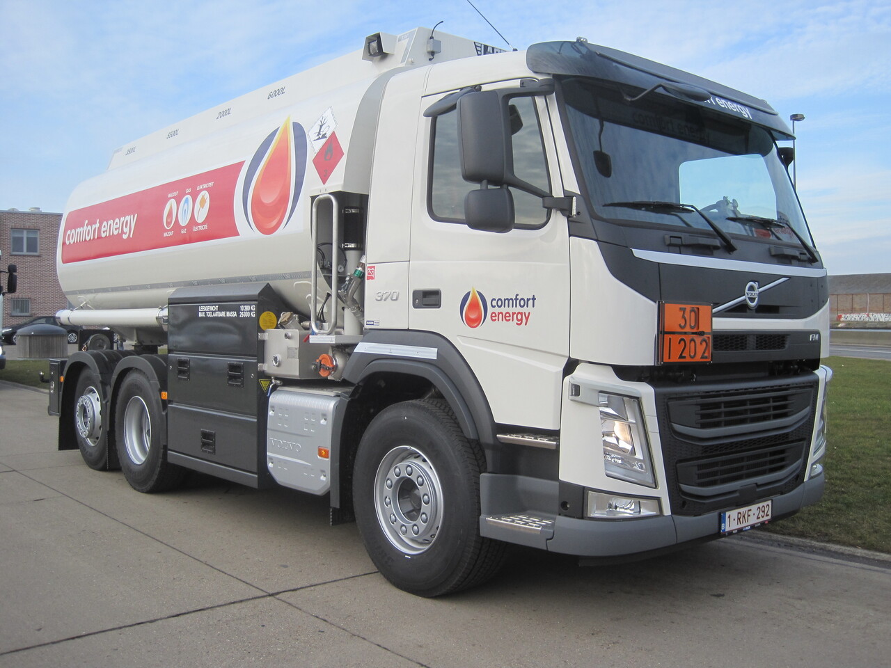 VOLVO FM - Camion cisternă: Foto 4 VOLVO FM - Camion cisternă: Foto 4