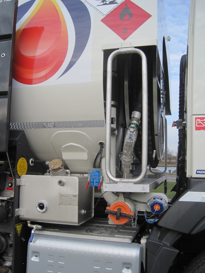 VOLVO FM - Camion cisternă: Foto 2 VOLVO FM - Camion cisternă: Foto 2