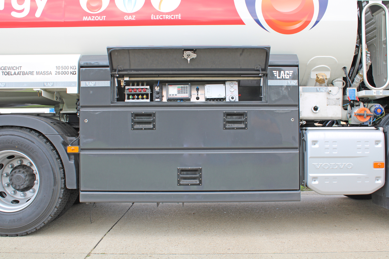 VOLVO FM - Camion cisternă: Foto 2 VOLVO FM - Camion cisternă: Foto 2