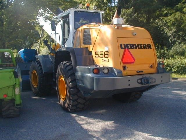 Liebherr L556 2plus2 - Încărcător frontal pe pneuri: Foto 4 Liebherr L556 2plus2 - Încărcător frontal pe pneuri: Foto 4