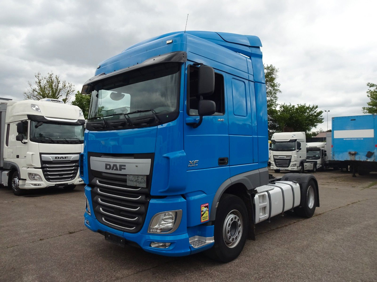 DAF XF 440, SC, Klima, 2 x Tank, Intarder, Standklim - Cap tractor: Foto 1 DAF XF 440, SC, Klima, 2 x Tank, Intarder, Standklim - Cap tractor: Foto 1