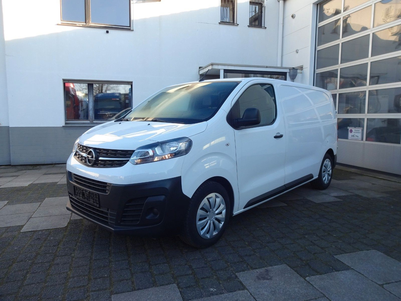 Opel 50 x Vivaro Kasten, L1H1, Klima, PDC, Tempomat - Autoutilitară compactă: Foto 1 Opel 50 x Vivaro Kasten, L1H1, Klima, PDC, Tempomat - Autoutilitară compactă: Foto 1
