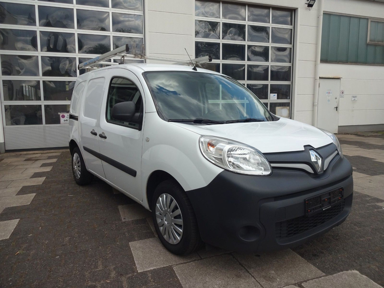 Renault Kangoo Rapid Extra, L1H1, Klima, Sortimo - Transport persoane: Foto 1 Renault Kangoo Rapid Extra, L1H1, Klima, Sortimo - Transport persoane: Foto 1