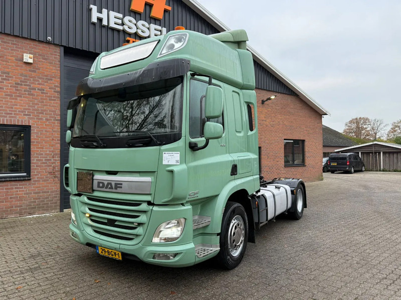 DAF CF 400 Space Cab LED RVS Gereedschapskist NL Truck - Cap tractor: Foto 1 DAF CF 400 Space Cab LED RVS Gereedschapskist NL Truck - Cap tractor: Foto 1