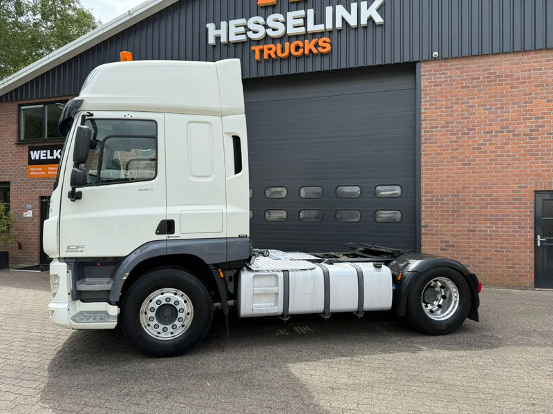 DAF CF 440 4X2 Space Cab Side skirts ACC NL Truck - Cap tractor: Foto 2 DAF CF 440 4X2 Space Cab Side skirts ACC NL Truck - Cap tractor: Foto 2