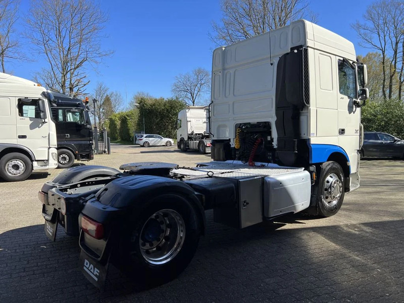 DAF XF 410 Space Cab Alcoa 634.000KM NEW ad-blue pump - Cap tractor: Foto 3 DAF XF 410 Space Cab Alcoa 634.000KM NEW ad-blue pump - Cap tractor: Foto 3