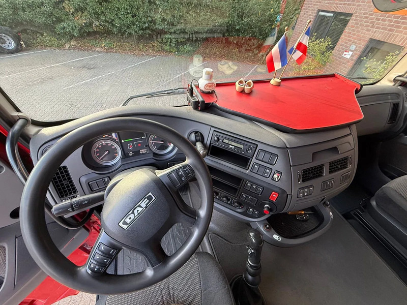 DAF XF 460 6X2 FTG Manual 16X Space Cab NL truck - Cap tractor: Foto 5 DAF XF 460 6X2 FTG Manual 16X Space Cab NL truck - Cap tractor: Foto 5