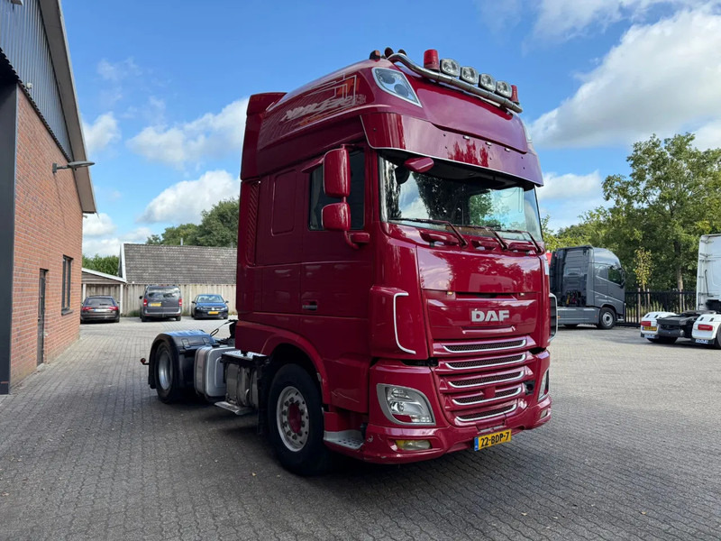 DAF XF 460 SSC Super Space Manual Hydraulic Special interior - Cap tractor: Foto 3 DAF XF 460 SSC Super Space Manual Hydraulic Special interior - Cap tractor: Foto 3