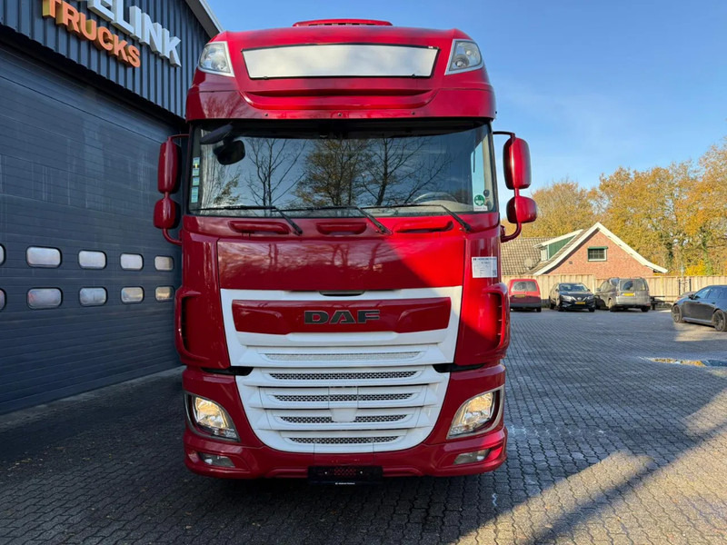 DAF XF 480 4X2 SSC Super Space 2X Tank Retarder Standairco EURO 6D Smarttacho 2 - Cap tractor: Foto 5 DAF XF 480 4X2 SSC Super Space 2X Tank Retarder Standairco EURO 6D Smarttacho 2 - Cap tractor: Foto 5