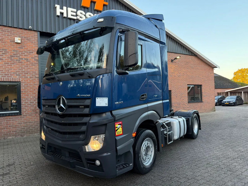 Mercedes-Benz Actros 1940 4x2 Streamspace Spoilers 722.835KM - Cap tractor: Foto 1 Mercedes-Benz Actros 1940 4x2 Streamspace Spoilers 722.835KM - Cap tractor: Foto 1