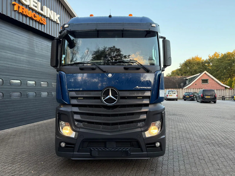 Mercedes-Benz Actros 1940 4x2 Streamspace Spoilers 722.835KM - Cap tractor: Foto 4 Mercedes-Benz Actros 1940 4x2 Streamspace Spoilers 722.835KM - Cap tractor: Foto 4