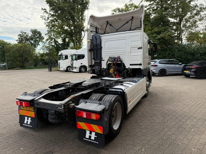 Volvo FM 330 Slaapcabine Side skirts NL Truck APK/TUV 05-2026 - Cap tractor: Foto 3 Volvo FM 330 Slaapcabine Side skirts NL Truck APK/TUV 05-2026 - Cap tractor: Foto 3