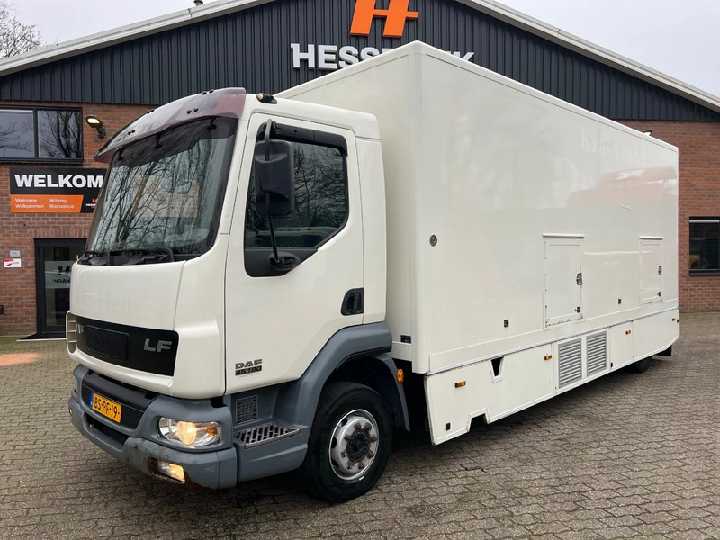 DAF LF 180 4X2 Verkoopopbouw/Verkaufsaufbau +Koeling Hydraulisch uitklapbaar - Autorulota comerciala: Foto 3 DAF LF 180 4X2 Verkoopopbouw/Verkaufsaufbau +Koeling Hydraulisch uitklapbaar - Autorulota comerciala: Foto 3
