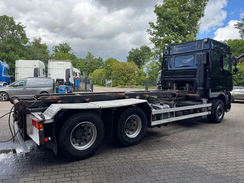 DAF XF 105.460 6X2 Space Cab Manual 565.815KM - Camion cu sistem de cablu: Foto 3 DAF XF 105.460 6X2 Space Cab Manual 565.815KM - Camion cu sistem de cablu: Foto 3