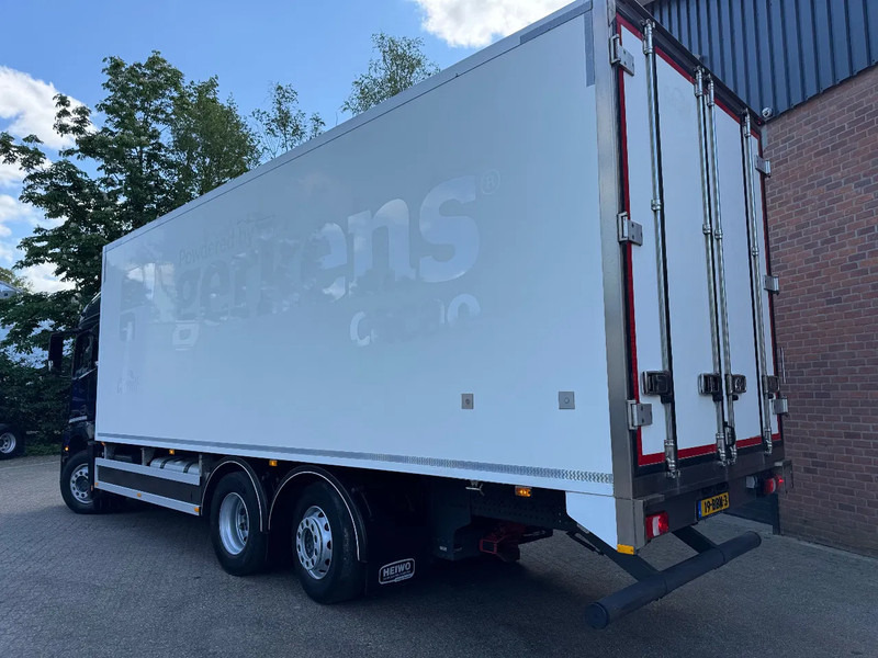 Mercedes-Benz Actros 2748 6X2 Bigspace AHK 623.380KM! 8.1M Heiwo box, Stuuras, Top condition - Camion furgon: Foto 3 Mercedes-Benz Actros 2748 6X2 Bigspace AHK 623.380KM! 8.1M Heiwo box, Stuuras, Top condition - Camion furgon: Foto 3