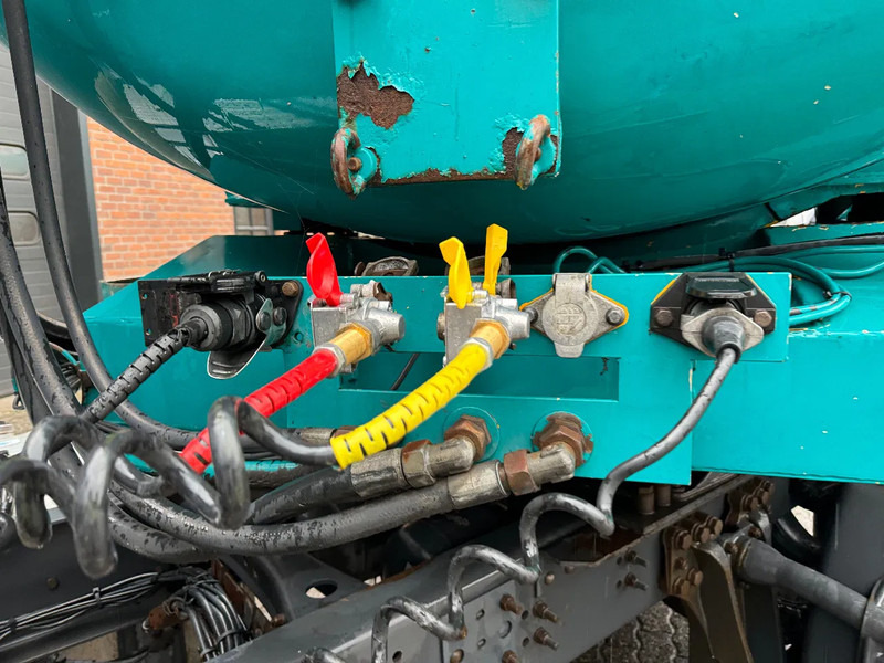 Semiremorcă cisternă Veenhuis 36m3 RVS Mestoplegger Geijkte weging Nieuwe APK VMA Bemonstering 2x stuuras: Foto 12