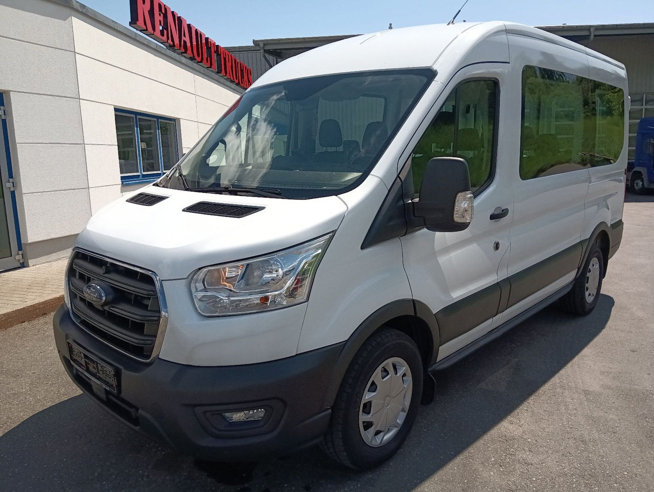 Ford Transit Kombi 350 L2 Trend 9-Sitzer 2xHeizung/Kl - Transport persoane, Autoutilitară cabină dublă: Foto 5 Ford Transit Kombi 350 L2 Trend 9-Sitzer 2xHeizung/Kl - Transport persoane, Autoutilitară cabină dublă: Foto 5