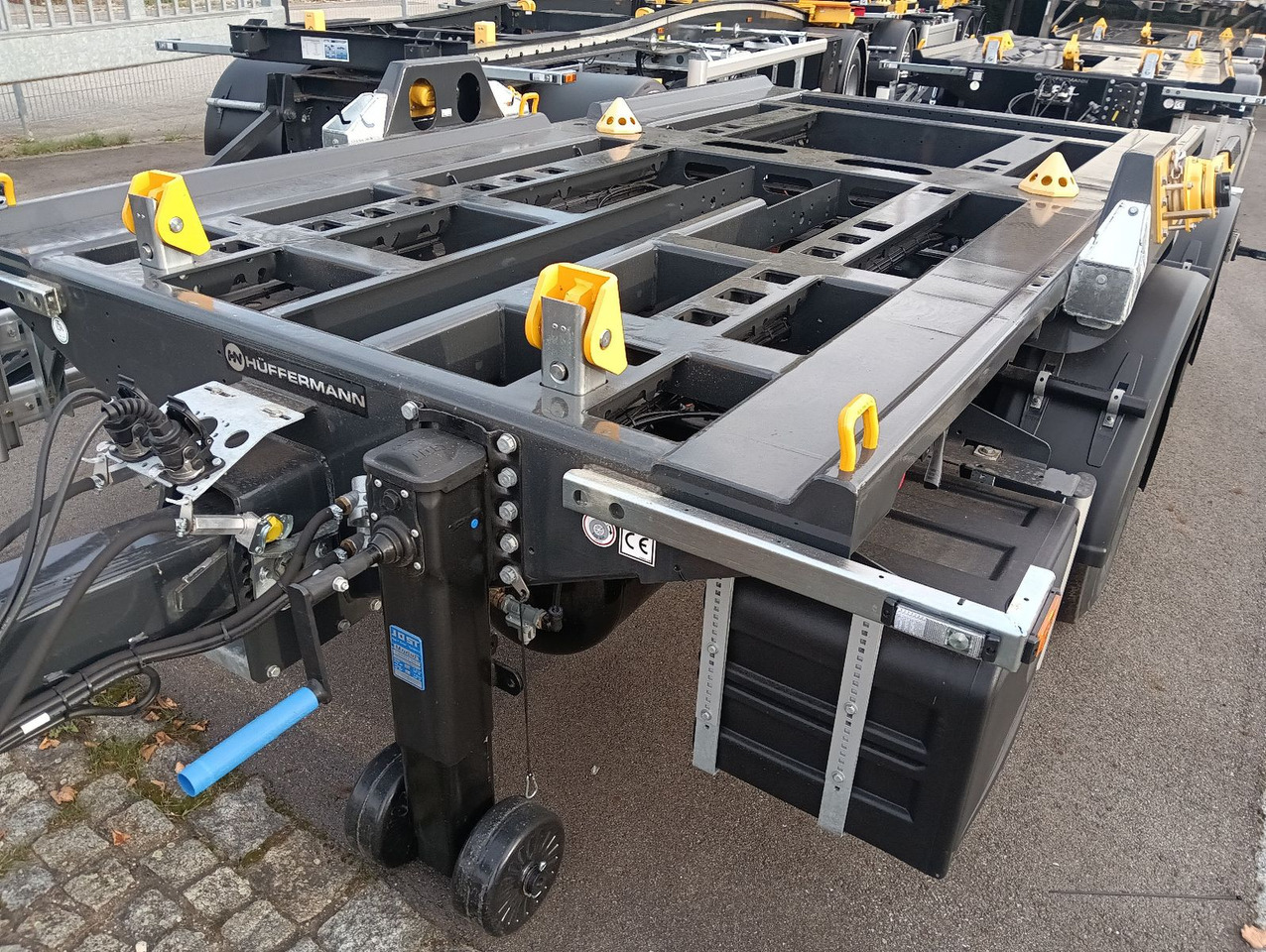 Hüffermann 2-A-MINI-CARRIER SAFETYFIX VERZINKT NEU TOP-PREI - Remorcă abroll/ Skiploader: Foto 5 Hüffermann 2-A-MINI-CARRIER SAFETYFIX VERZINKT NEU TOP-PREI - Remorcă abroll/ Skiploader: Foto 5