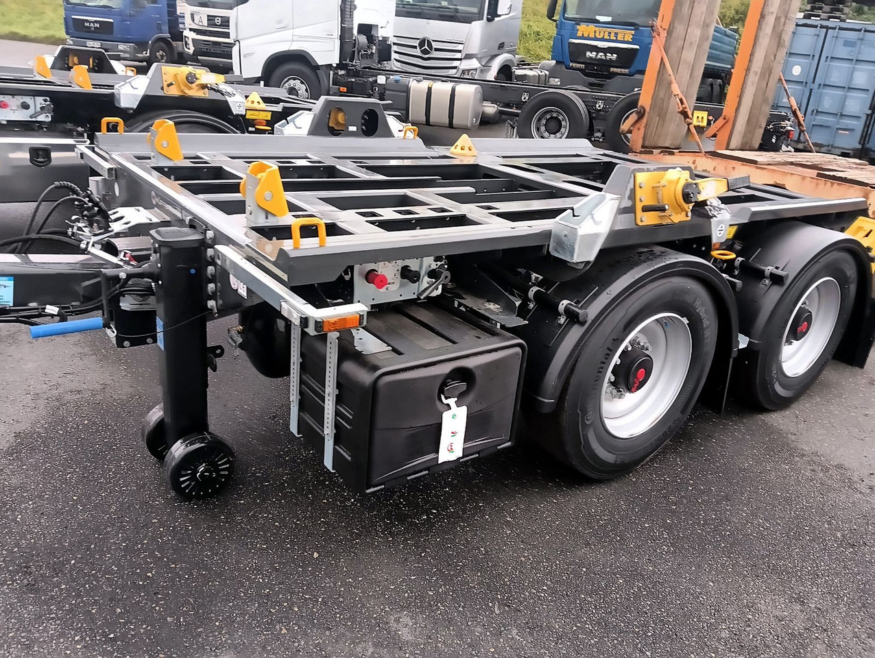 Hüffermann 2-A-MINI-CARRIER SAFETYFIX VERZINKT NEU TOP-PREI - Remorcă abroll/ Skiploader: Foto 3 Hüffermann 2-A-MINI-CARRIER SAFETYFIX VERZINKT NEU TOP-PREI - Remorcă abroll/ Skiploader: Foto 3