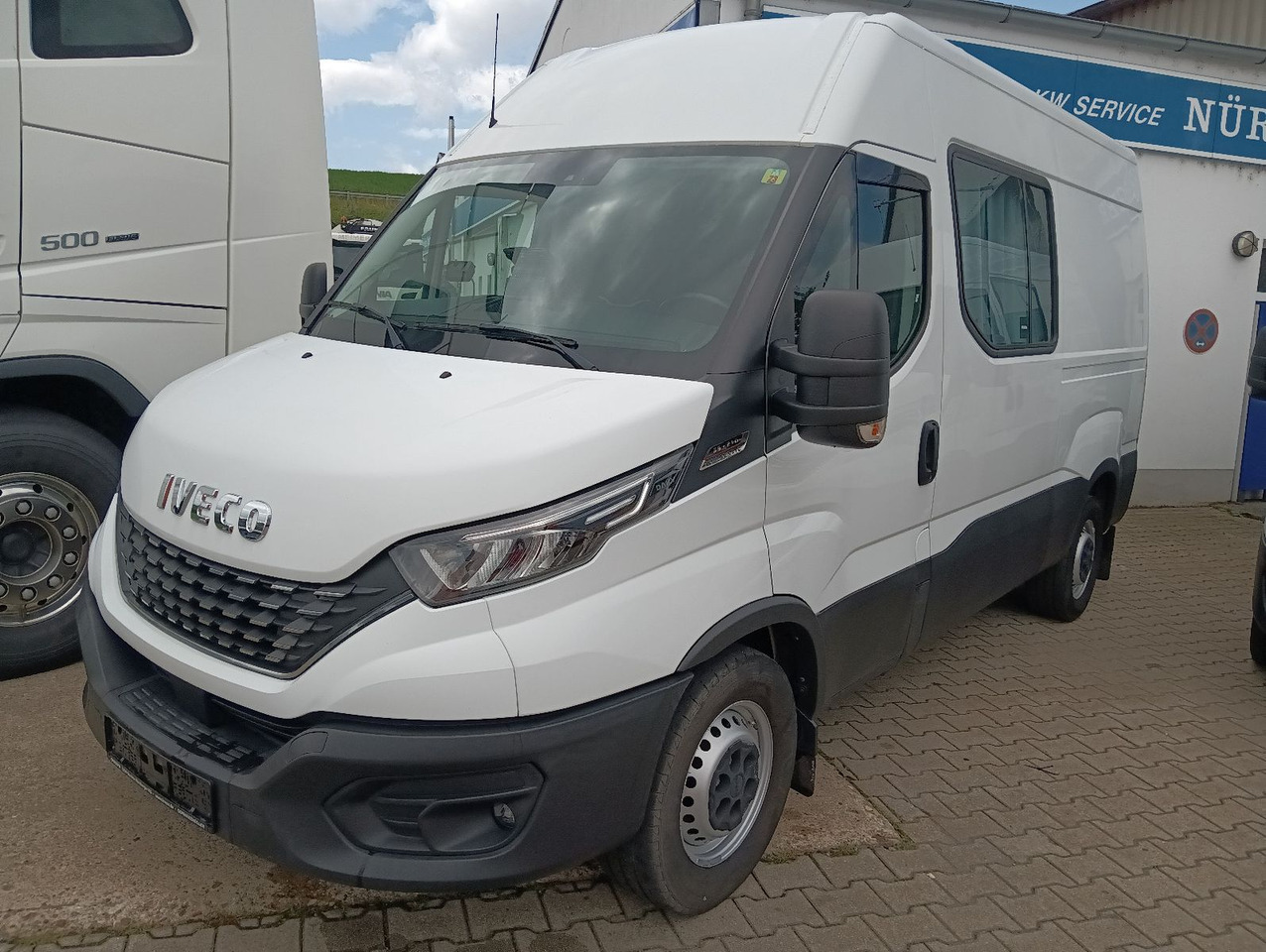 Dubă Iveco Daily Kasten HKa 35S21 V WB3520 AHK, Standheizun: Foto 6 Dubă Iveco Daily Kasten HKa 35S21 V WB3520 AHK, Standheizun: Foto 6
