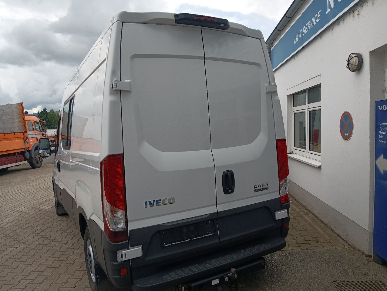 Dubă Iveco Daily Kasten HKa 35S21 V WB3520 AHK, Standheizun: Foto 10 Dubă Iveco Daily Kasten HKa 35S21 V WB3520 AHK, Standheizun: Foto 10