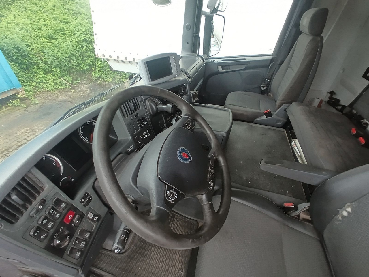 Scania G360 6x2 RETARDER FAUN ROTOPRESS 521L Zöller 230 - Autogunoiere: Foto 5 Scania G360 6x2 RETARDER FAUN ROTOPRESS 521L Zöller 230 - Autogunoiere: Foto 5