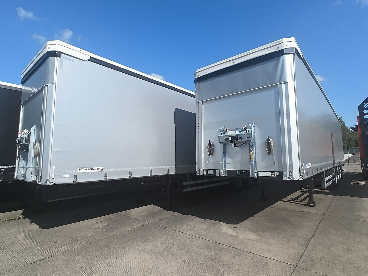 Schwarzmüller ASSE STERZANTE, TETTUCIO APRIBILE HUBDACH LENKAC - Semiremorcă prelată: Foto 1 Schwarzmüller ASSE STERZANTE, TETTUCIO APRIBILE HUBDACH LENKAC - Semiremorcă prelată: Foto 1