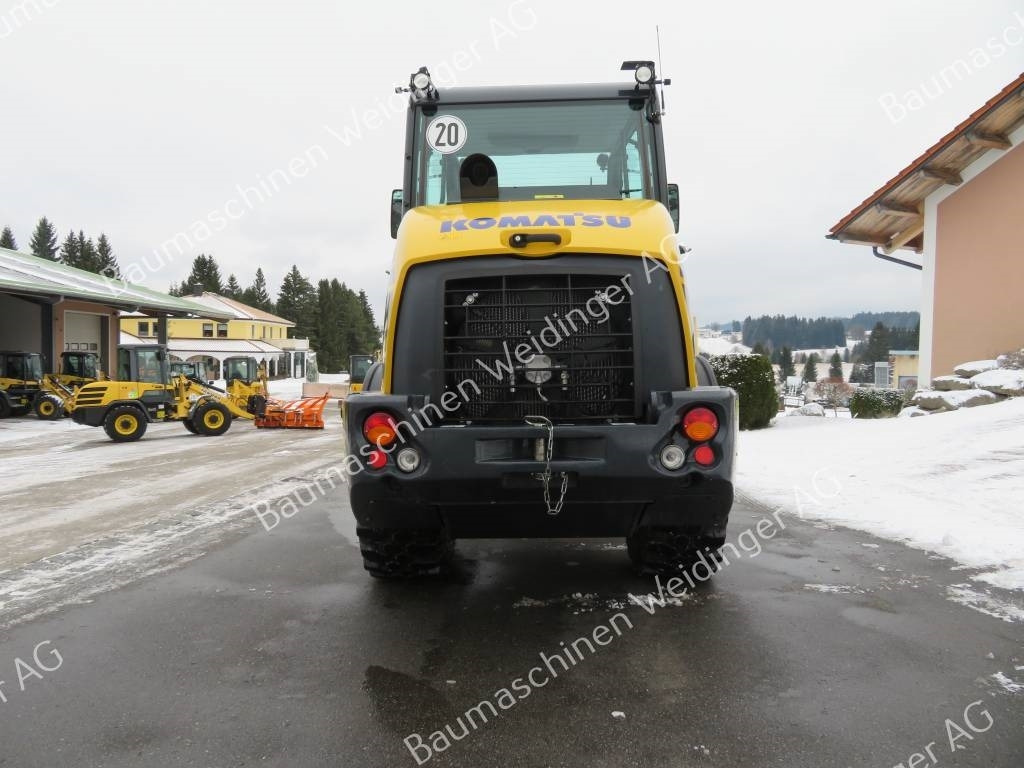 Komatsu WA 70 M-8 - Încărcător frontal pe pneuri: Foto 4 Komatsu WA 70 M-8 - Încărcător frontal pe pneuri: Foto 4