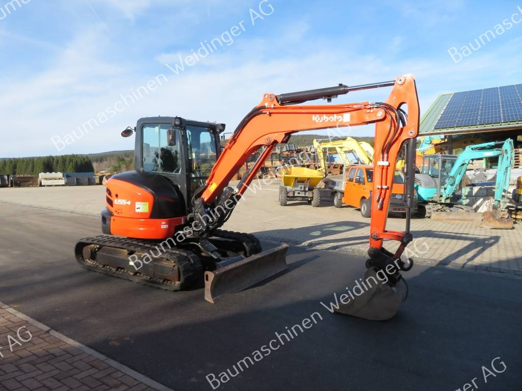 Kubota U 55-4 - Mini excavator: Foto 1 Kubota U 55-4 - Mini excavator: Foto 1