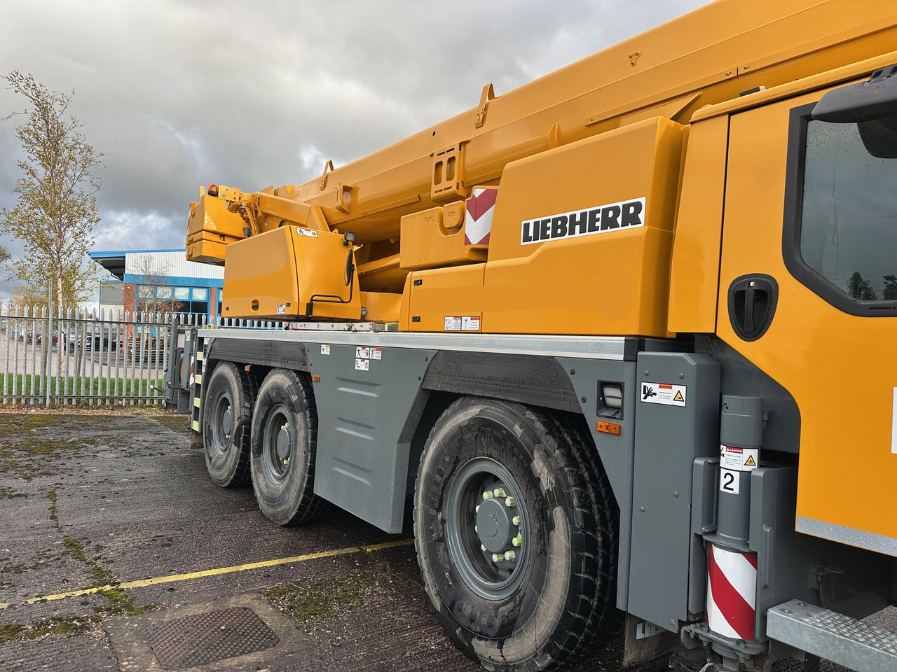 LIEBHERR LTM1060-3.1 - In Brand New Condition, Only 997 Hours - Macara tot teren: Foto 5 LIEBHERR LTM1060-3.1 - In Brand New Condition, Only 997 Hours - Macara tot teren: Foto 5
