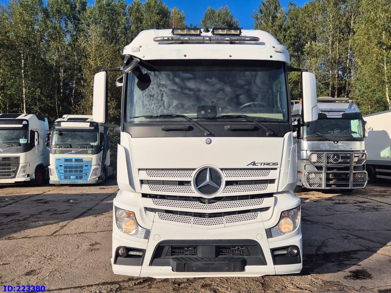 MERCEDES-BENZ Actros 2551 6x2 -Steering axle - Euro6 - Cap tractor: Foto 2 MERCEDES-BENZ Actros 2551 6x2 -Steering axle - Euro6 - Cap tractor: Foto 2