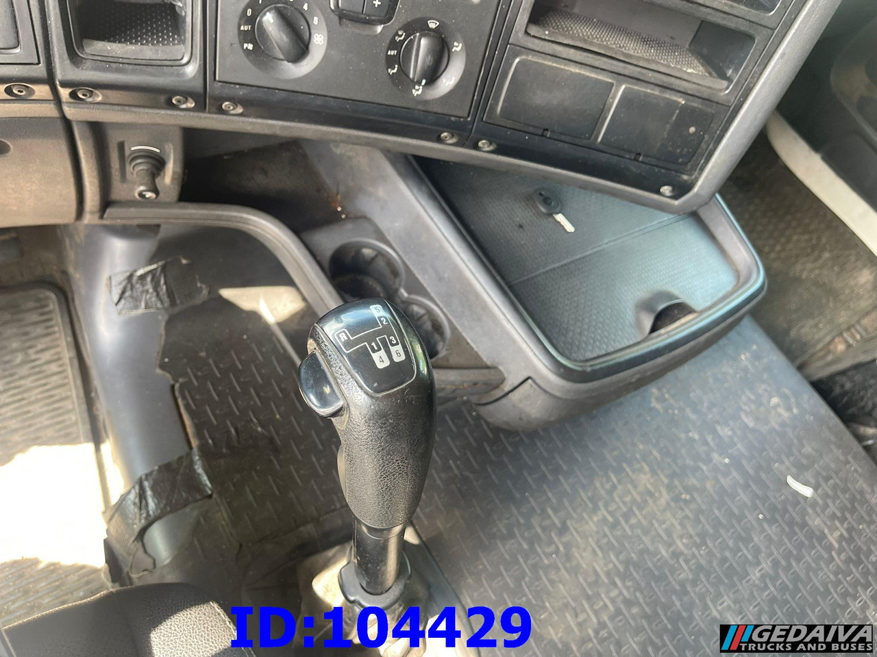 Cap tractor SCANIA R420 4x2 Manual Euro5: Foto 9