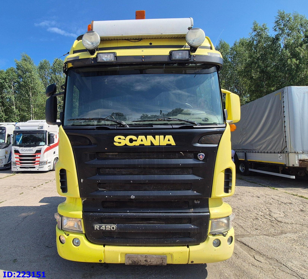 SCANIA R420 6x2 + Crane Palfinger PK23500 + Remote control - Cap tractor: Foto 2 SCANIA R420 6x2 + Crane Palfinger PK23500 + Remote control - Cap tractor: Foto 2
