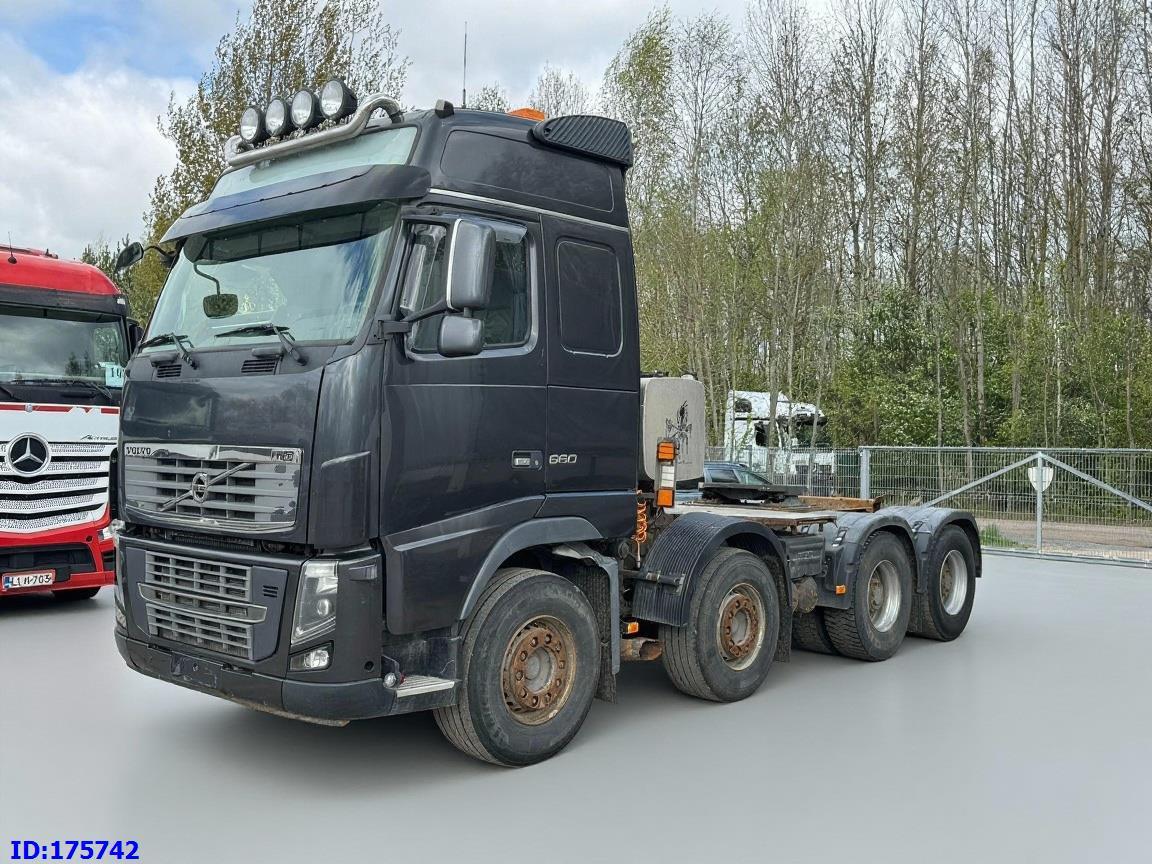 VOLVO FH16 660HP 8x4 - Cap tractor: Foto 1 VOLVO FH16 660HP 8x4 - Cap tractor: Foto 1