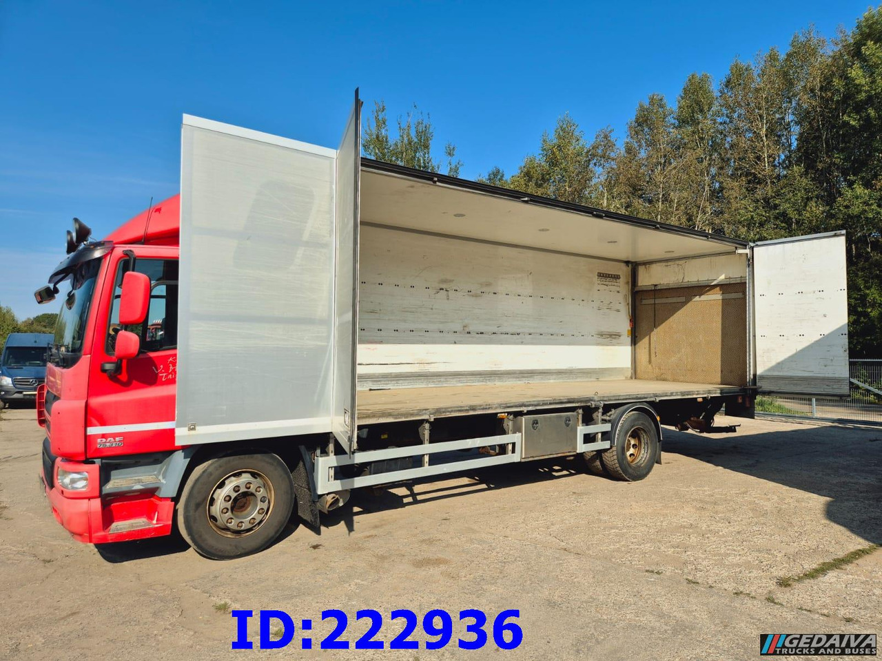 DAF CF 75.310 - Euro5 - Camion furgon: Foto 2 DAF CF 75.310 - Euro5 - Camion furgon: Foto 2