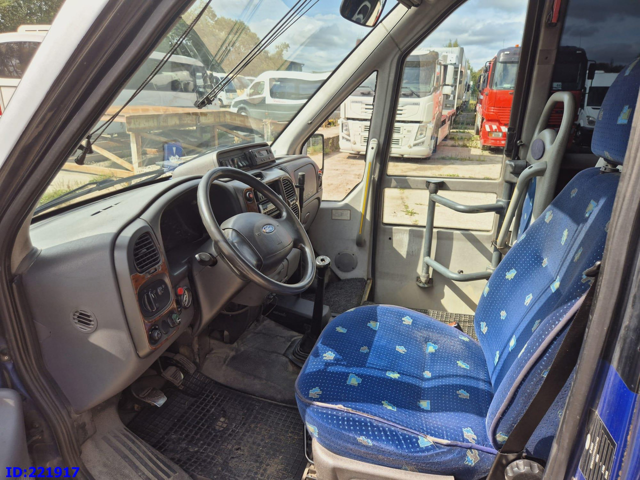 Microbuz, Autocar FORD Sunset VIP 17-seats: Foto 12 Microbuz, Autocar FORD Sunset VIP 17-seats: Foto 12