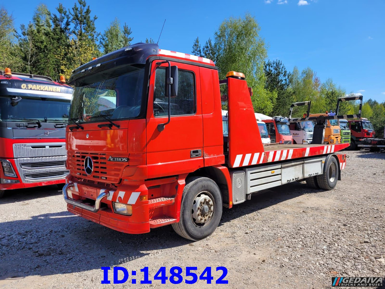 MERCEDES-BENZ Actros 1831 4x2 - Maşină de tractare: Foto 2 MERCEDES-BENZ Actros 1831 4x2 - Maşină de tractare: Foto 2