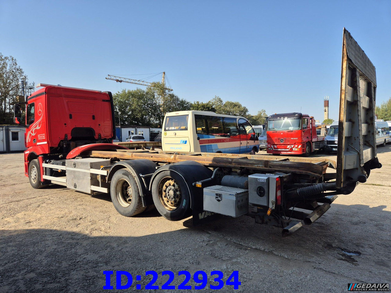 MERCEDES-BENZ Actros 2545 6x2 Euro5 - Camion şasiu: Foto 5 MERCEDES-BENZ Actros 2545 6x2 Euro5 - Camion şasiu: Foto 5