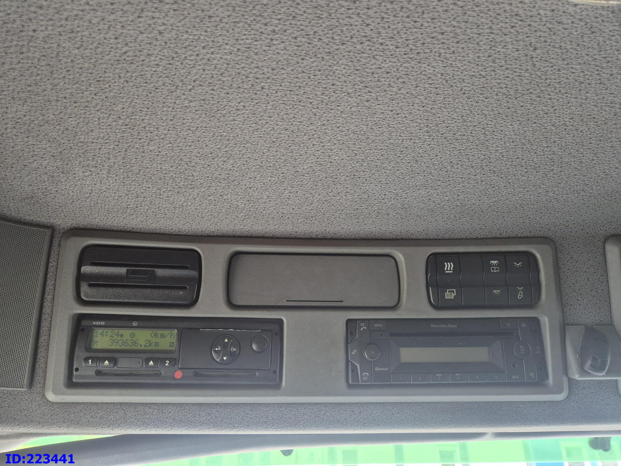 Camion şasiu MERCEDES-BENZ Actros 2636 6X4 (3pedals): Foto 17 Camion şasiu MERCEDES-BENZ Actros 2636 6X4 (3pedals): Foto 17