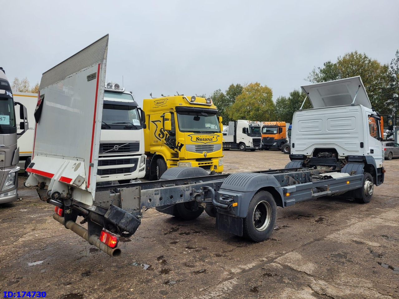 MERCEDES-BENZ Atego 1218 - Euro6 - Manual - Full Steel - Camion şasiu: Foto 5 MERCEDES-BENZ Atego 1218 - Euro6 - Manual - Full Steel - Camion şasiu: Foto 5