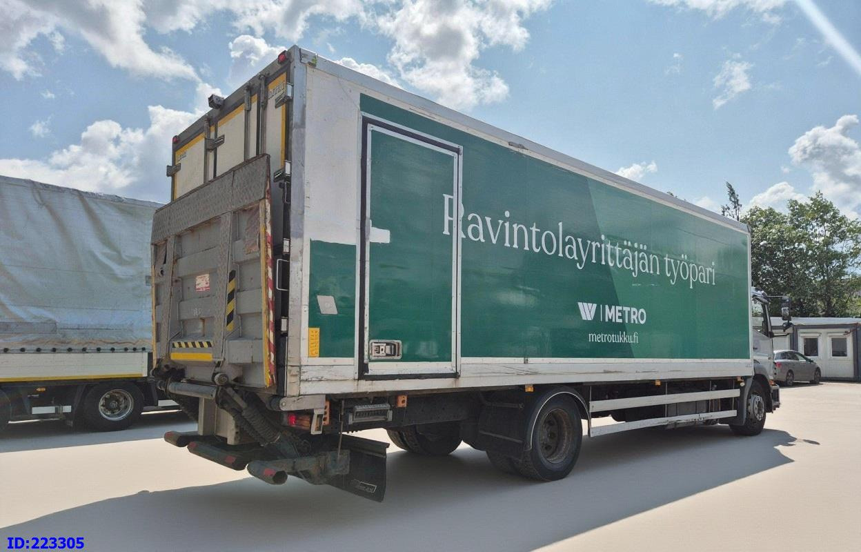 MERCEDES-BENZ Axor 1829 Euro5 Manual + Tail lift - Camion frigider: Foto 5 MERCEDES-BENZ Axor 1829 Euro5 Manual + Tail lift - Camion frigider: Foto 5