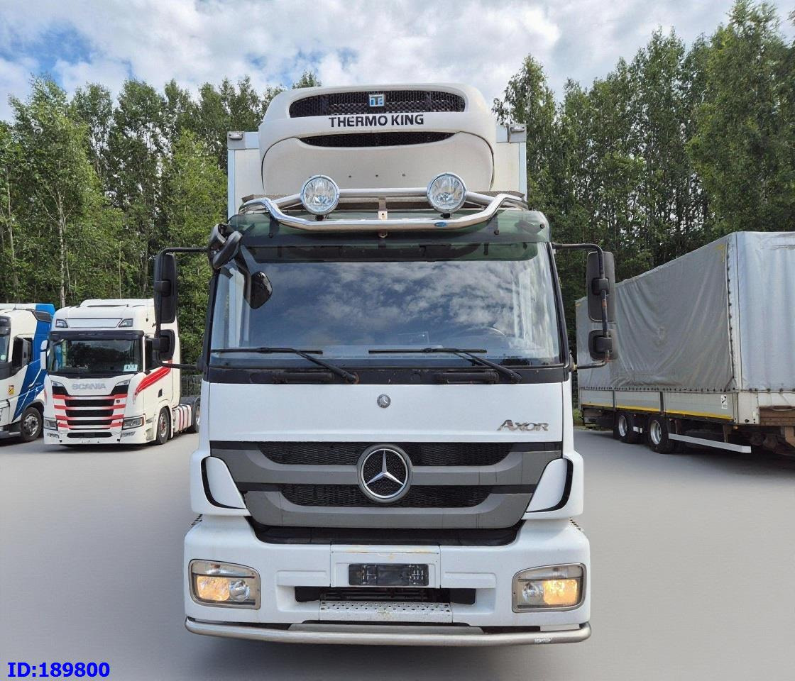 MERCEDES-BENZ Axor 1829 Euro5 Manual + Tail lift - Camion frigider: Foto 2 MERCEDES-BENZ Axor 1829 Euro5 Manual + Tail lift - Camion frigider: Foto 2