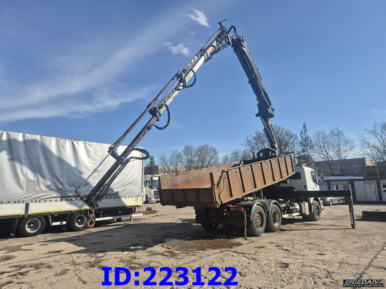 Camion basculantă MERCEDES-BENZ Axor 2533 6x2 + Atlas 332.3E Crane: Foto 6