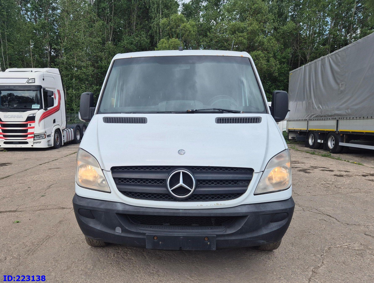MERCEDES-BENZ Sprinter 213 - Euro5 - Autocar: Foto 2 MERCEDES-BENZ Sprinter 213 - Euro5 - Autocar: Foto 2